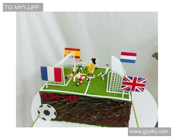 轻松制作足球主题蛋糕的简单步骤与创意装饰技巧分享